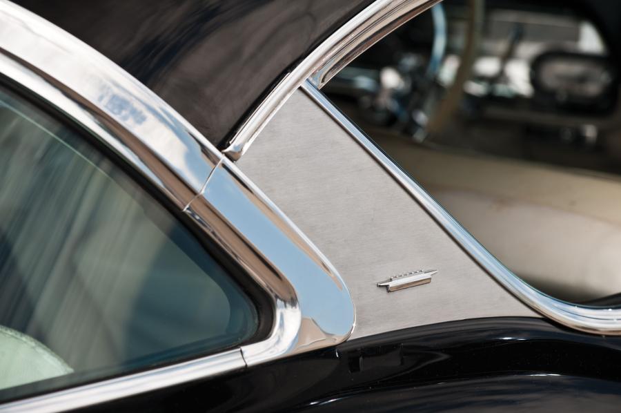  Cadillac Series 62 Hardtop Coupe 1958 года  (фото 4 из 19)